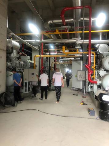 大型冷庫(kù)制冷設(shè)備